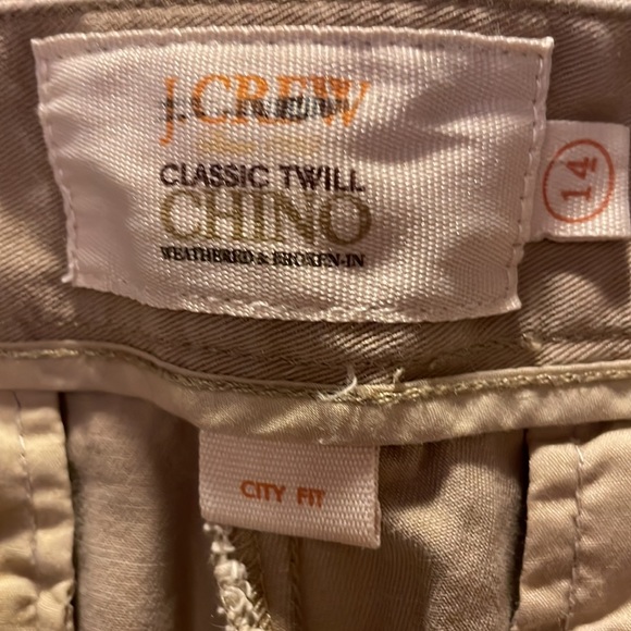 Size 14 J Crew Classic Twill Chino with flare leg. - Picture 8 of 8